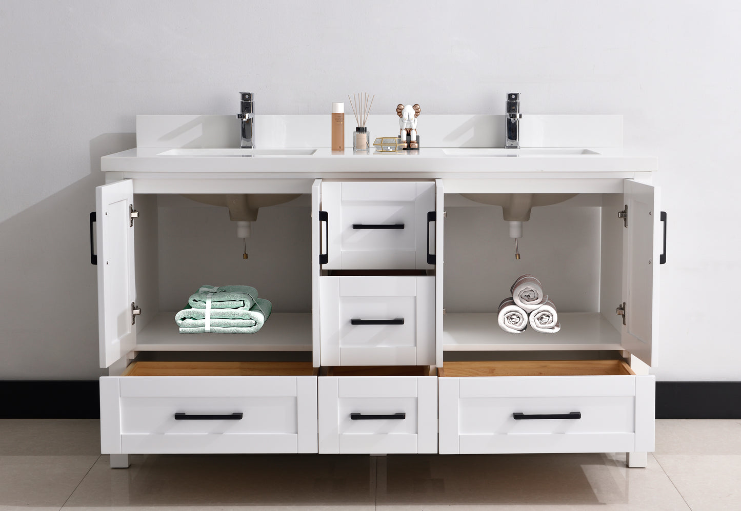 Serenity 60" Solid Wood Classic Bathroom Vanity